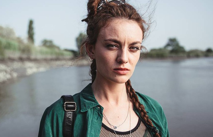 ‘GR5’-actrice Violet Braeckman openhartig: “Ik heb het gehad met liefdesbreuken”