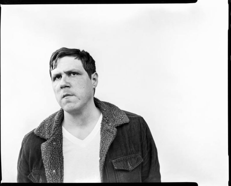 SOUNDCHECK. Damien Jurado neemt een nieuwe start: “Ik deed bijna mijn hele inboedel van de hand”