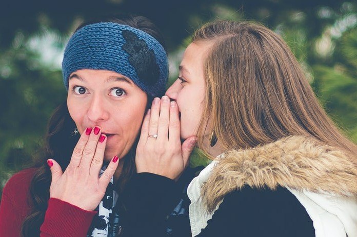 Dit is de reden waarom we zo graag roddelen