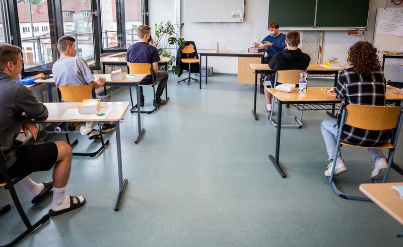 Artsen pleiten ervoor alle kinderen vrijuit naar school te laten gaan