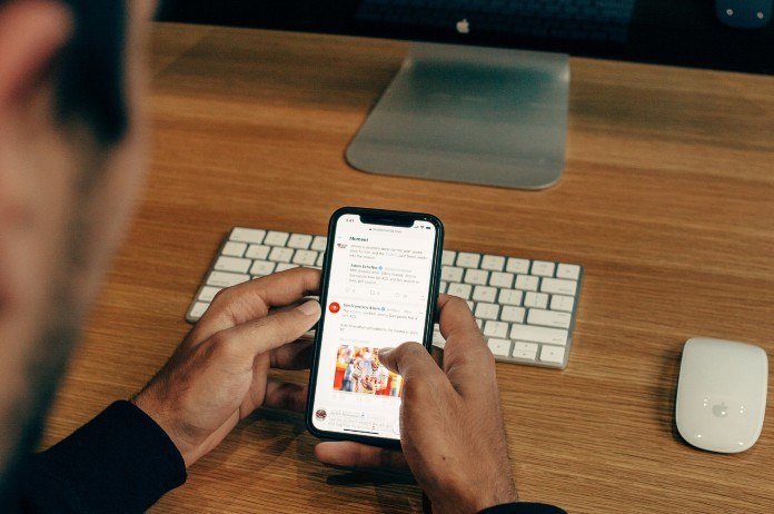 Twitter gaat Apple-gebruikers wijzen op riskant taalgebruik