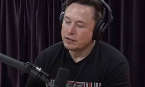 Elon Musk werkt aan nieuwe technologie: “Binnen 5 jaar is taal overbodig”