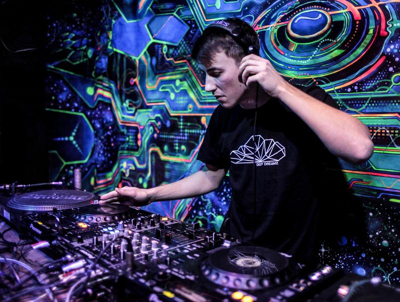 Eerste virtuele club van het land opent zaterdag de deuren