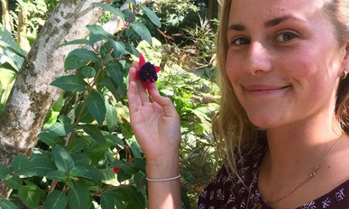 Ouders van Julie Van Espen vullen Instagrampagina met positieve foto’s en filmpjes van hun dochter