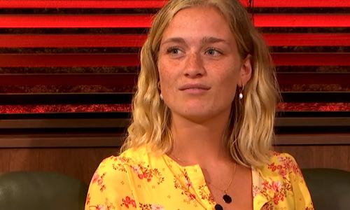 Daarom werd Julie Vermeire gepest: “Echt van afgezien!” (video)