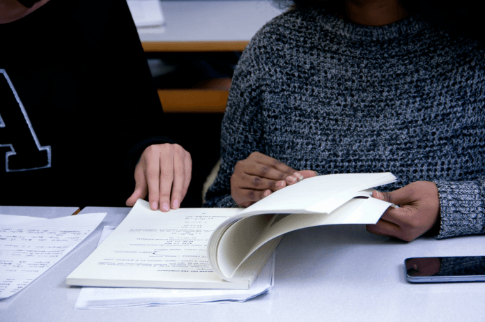 Lockdown zadelt jongens en kansarme kinderen op met leerachterstand