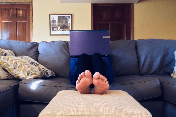 Ontspannen thuiswerken? Kijk uit: de baas bespioneert je