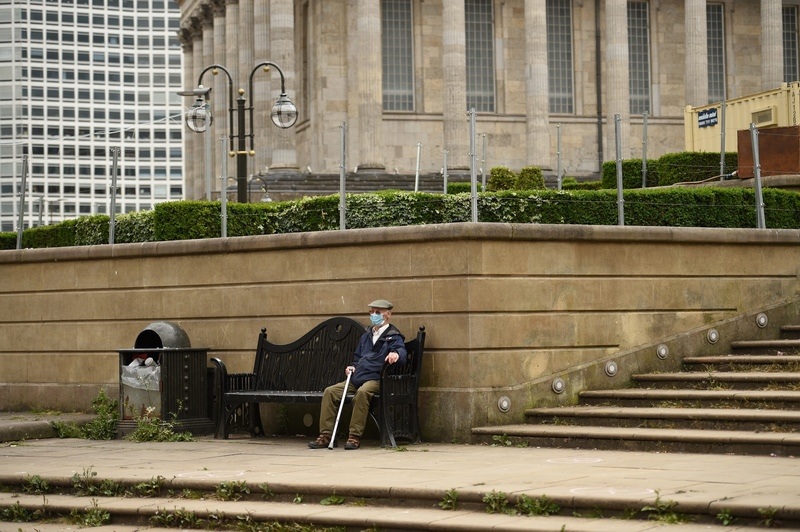 Vanaf 8 juni mag je opnieuw uitrusten op een bankje