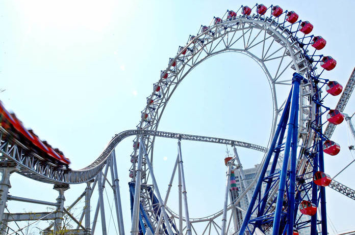 BIZAR. “Niet gillen aub”: Japanse pretparken heropenen met strikte veiligheidsregels
