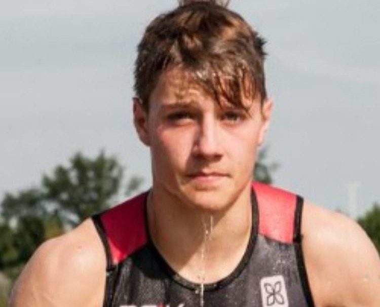 Zo beleven 18-jarigen de coronacrisis: “Ik zag het Belgisch kampioenschap triatlon aan mijn neus voorbijgaan”