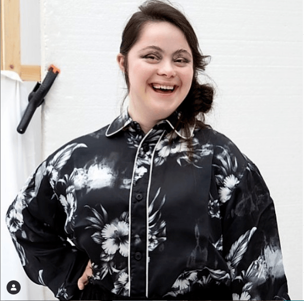 Tiener met Syndroom van Down wordt eerste model voor grote modemerken zoals Gucci en Vogue Italia