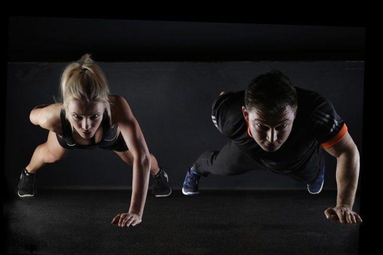 Zo blijf je bevriend met je huisgenoten tijdens je work-out
