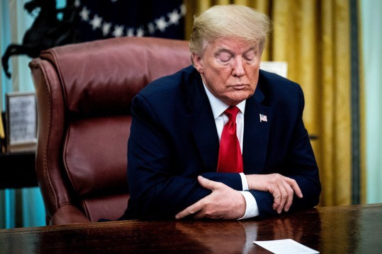 Trump koopt alle stock waardevol coronamedicijn remdesivir op