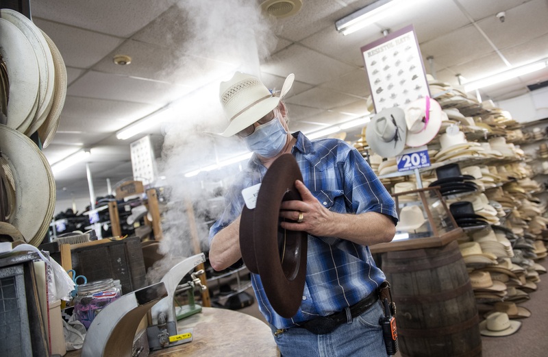 Texas zet koelwagens in om lijken op te slaan