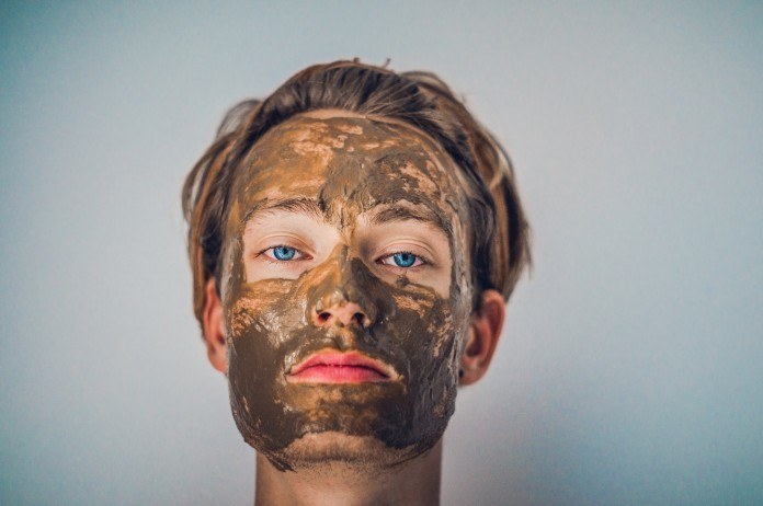 Brouw een eigen gezichtsmasker met ingrediënten uit je keukenkastje