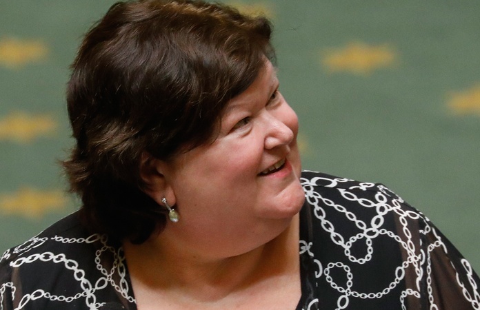 Dochter van Maggie De Block bevallen van eerste kindje (foto’s)