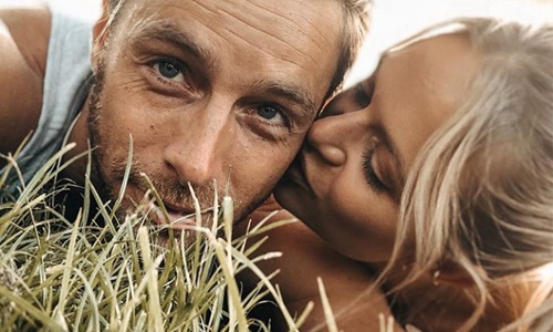 Louis Talpe en zijn echtgenote Tiffany delen HEUGLIJK nieuws: “Met geen woorden te beschrijven!” (foto)