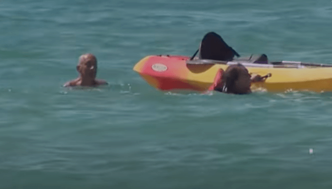 President van Portugal (71) springt tijdens zijn vakantie in de zee om twee verdrinkende vrouwen te redden