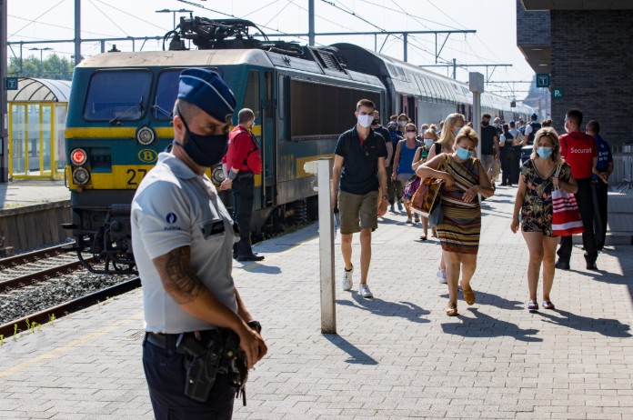 Ook gouverneur wil geen extra treinen meer naar de kust
