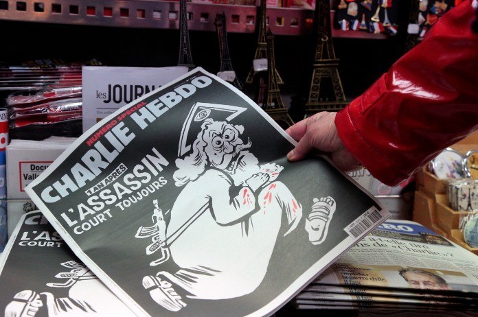 Charlie Hebdo brengt Mohammed-cartoons opnieuw uit