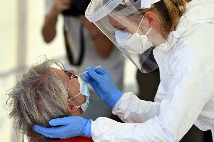 Zwitsers bedrijf komt met coronatest die al na 15 minuten resultaat geeft