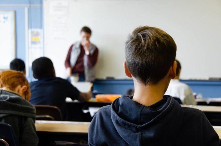 Na zomerschool, nu ook weekendschool: leerlingen met achterstand door corona krijgen bijlessen