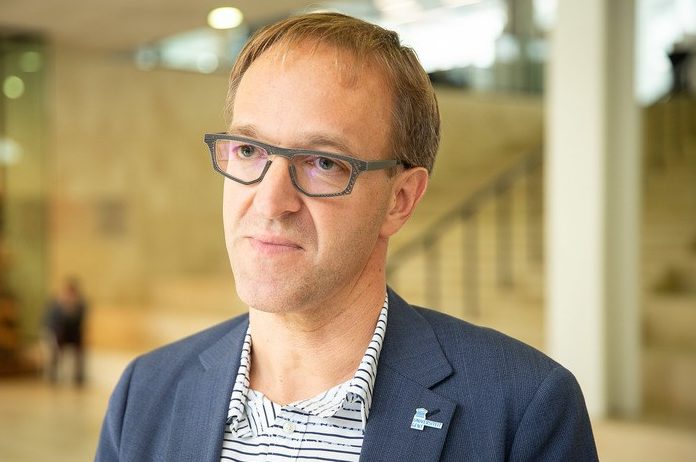 “Een lockdown is onze enige kans om hier op relatief korte termijn doorheen te komen”