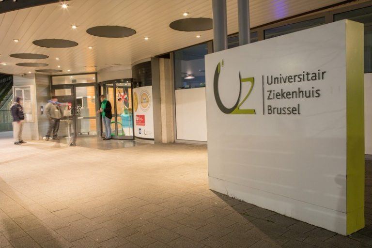 CEO UZ Brussel niet te spreken over beslissing burgemeester Aalst om geen patiënten meer toe te laten