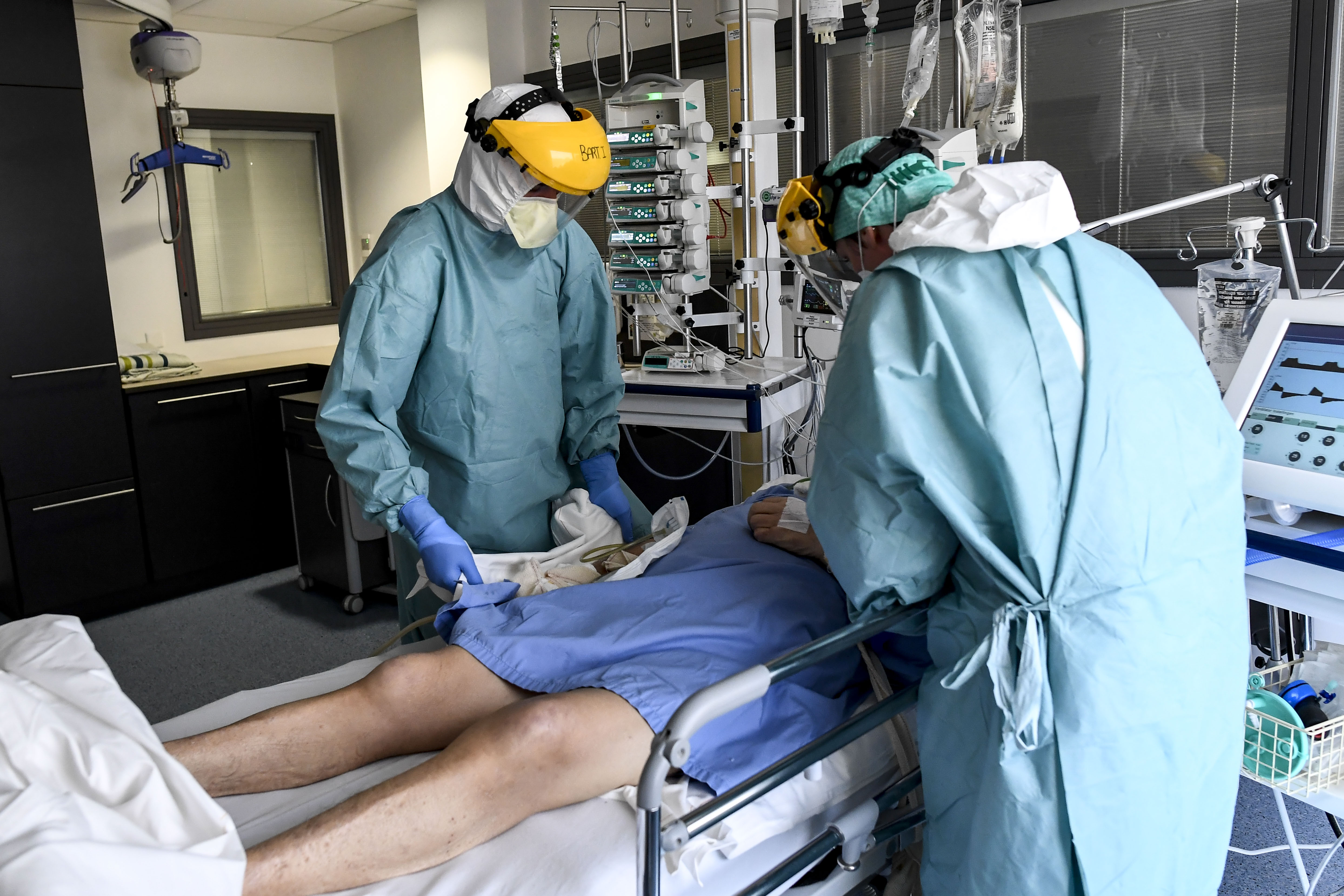 Longarts Eva Van Braeckel vreest zwaardere tweede golf: “Laat het geen oorlogssituatie worden”