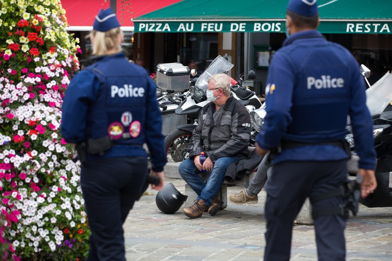 Naar deze inbreuken gaat politie actief op zoek voor uitschrijven coronaboetes