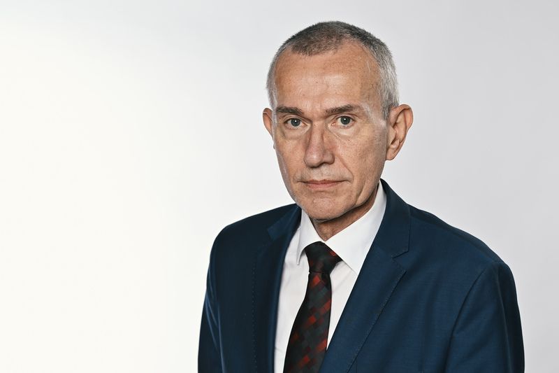 Minister van Volksgezondheid Frank Vandenbroucke raadt aan om nauwe contacten te beperken tot drie personen