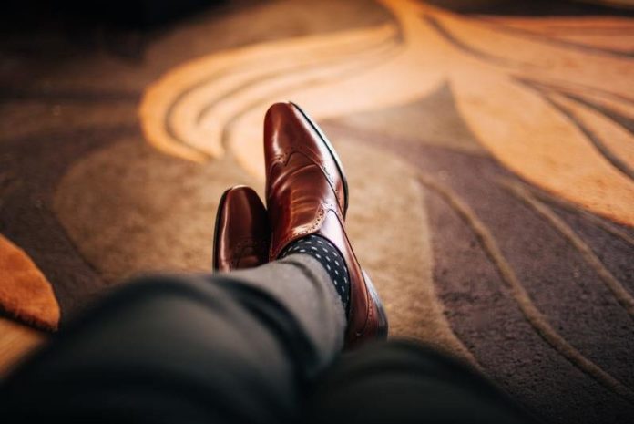 LIFEHACK. Zo loop je een nieuw paar schoenen veel sneller in