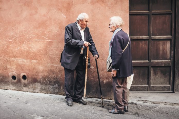 Zestigplusser en actief in bed? Dan is deze job iets voor jou!