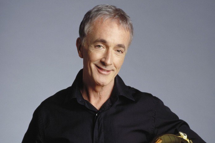 MOVIES. Anthony Daniels, de enige echte C-3PO, is te horen in ‘LEGO Star Wars Holiday Special’