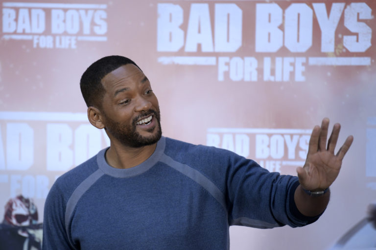 Ex-collega dwingt Will Smith tot tranen: “Ik was niet vriendelijk genoeg” (video)