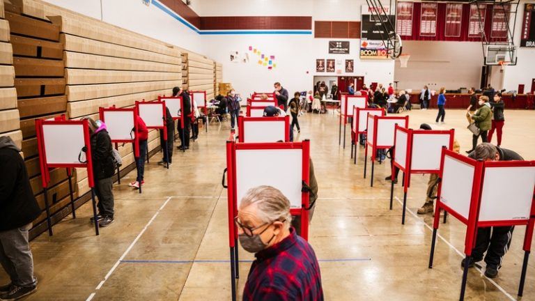 Amerikaanse postdienst moet briefstembiljetten zoeken in swing states