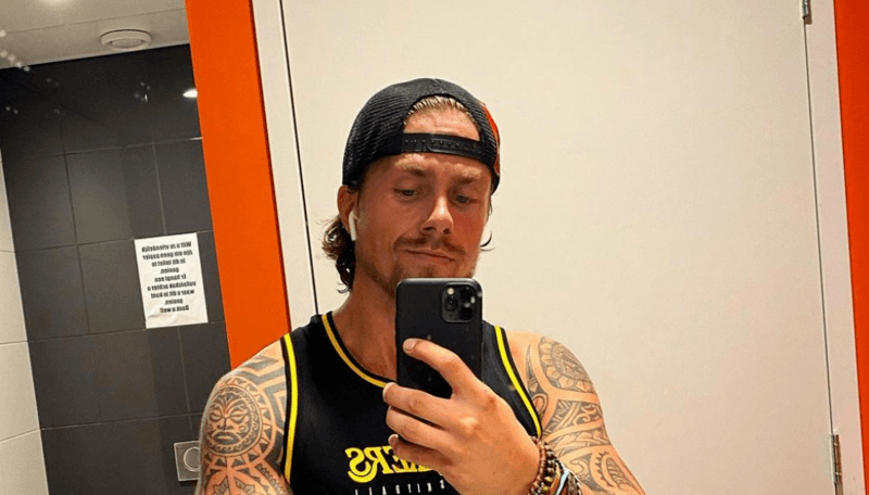 André Hazes toont indrukwekkende transformatie met foto uit oude doos: “Van drank naar eiwitshakes”