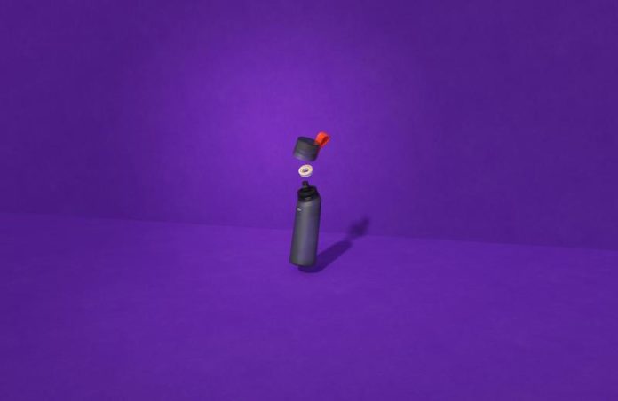 WOW. Deze waterfles misleidt je hersenen