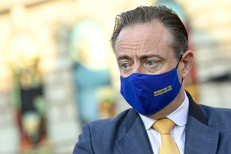 De Wever begrijpt kritiek Cathy Berx op koopzondag niet: “Uitspraak heeft me veel pijn gedaan”