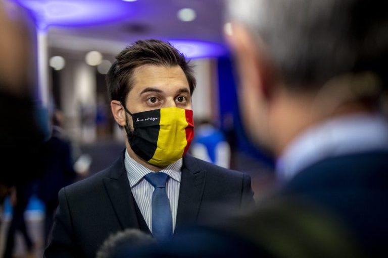 Bouchez: “We gaan kerst niet vieren via Skype”