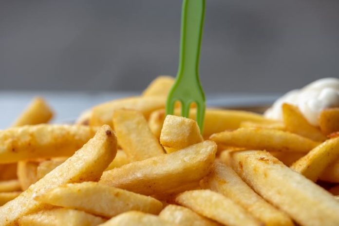 BIZAR. Streetartkunstenaars brengen ode aan frietjes tijdens ‘Week van de Friet’