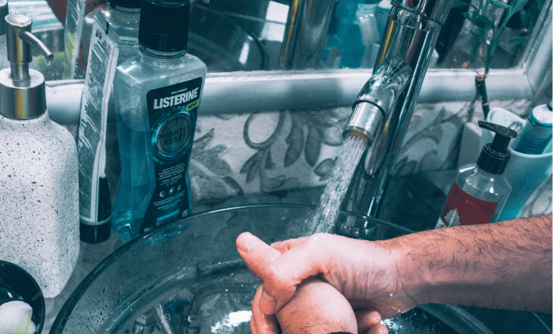 Dit alledaags middeltje kan het coronavirus binnen 30 seconden doden, zegt nieuwe studie