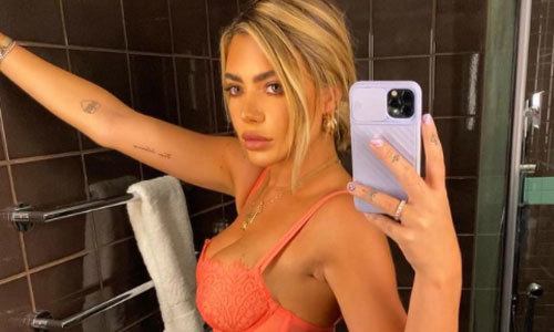 ‘Love Island’-ster verovert harten met gewaagde naaktfoto: “Ik wil met jou elke dag een bad delen” (foto)