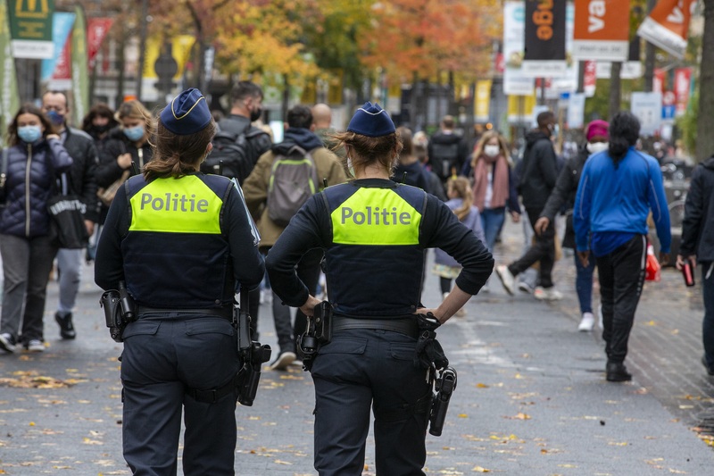 Druk weekend voor politie in Antwerpen: 64 personen betrapt op lockdownfeestjes