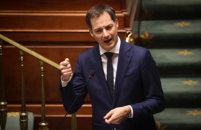 De Croo verwacht dat cijfers pas tegen midden januari versoepelingen toestaan