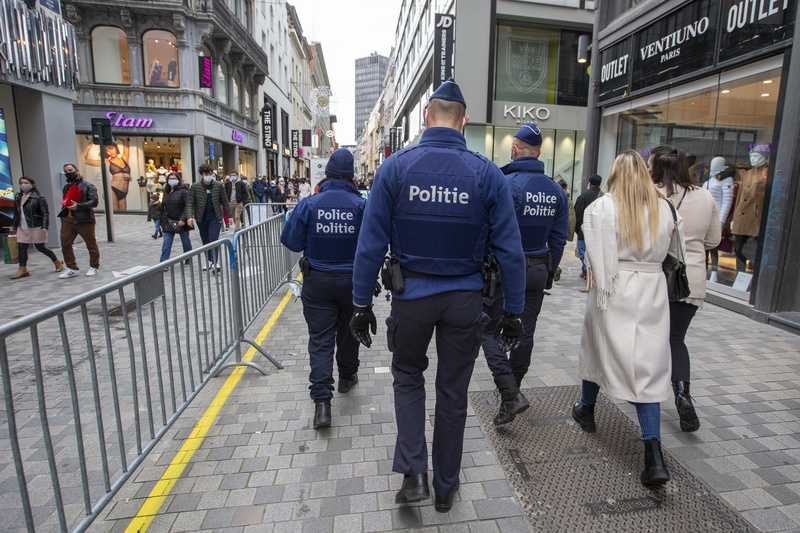 Boetes voor lockdownfeestjes gaan stevig de hoogte in