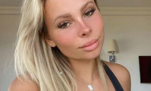 Professionele tennisspeelster verkoopt PIKANTE plaatjes om carrière boost te geven (foto’s)