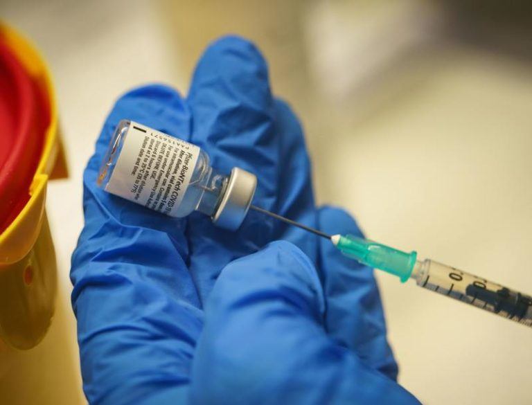 WHO over verdeling coronavaccins: “We staan aan de rand van rampzalig moreel falen”