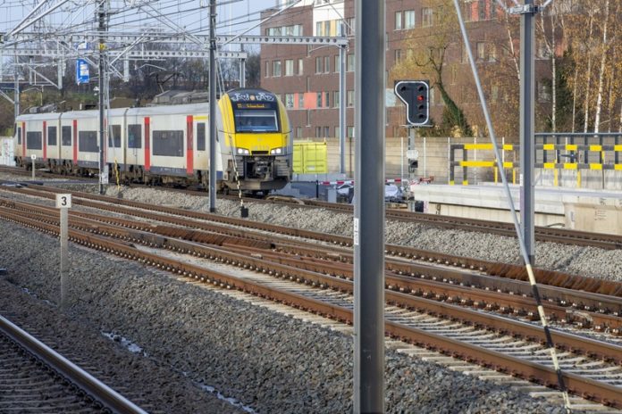 NMBS lanceert nieuwe app, voor het eerst met digitale rittenkaarten