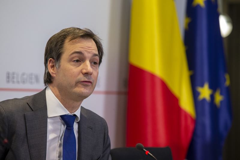 De Croo: “Als de kappers openen, is dat voorgoed: geen jojo”